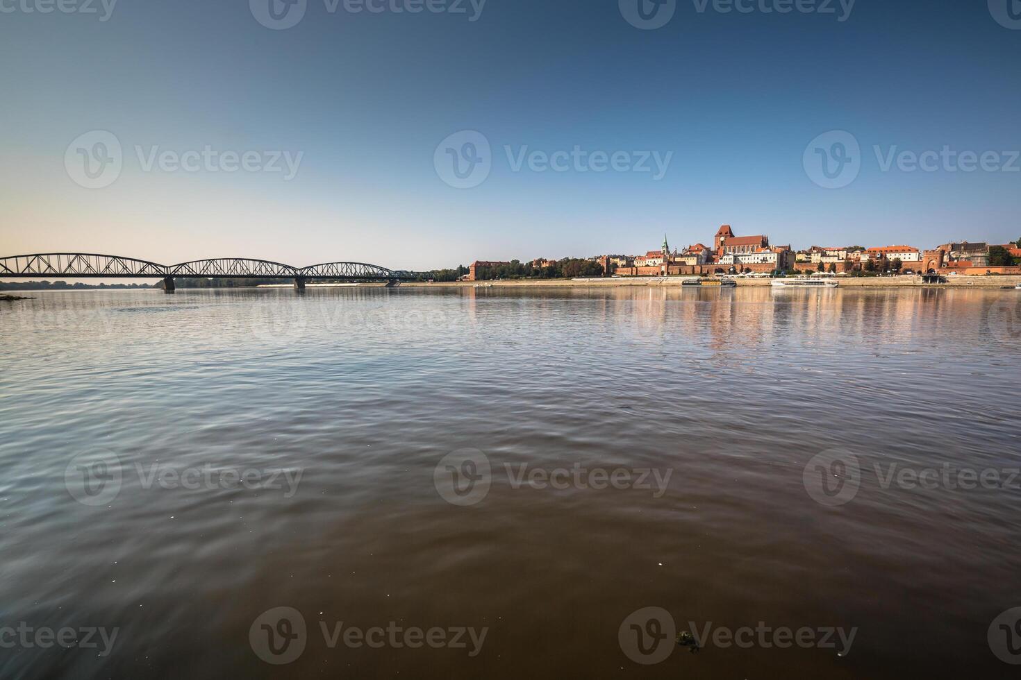 vue sur courir vieux ville plus de vistule rivière, Pologne photo