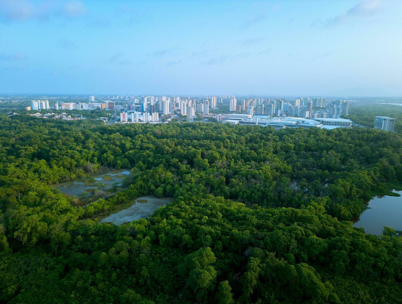 aérien drone métrage de le ville photo