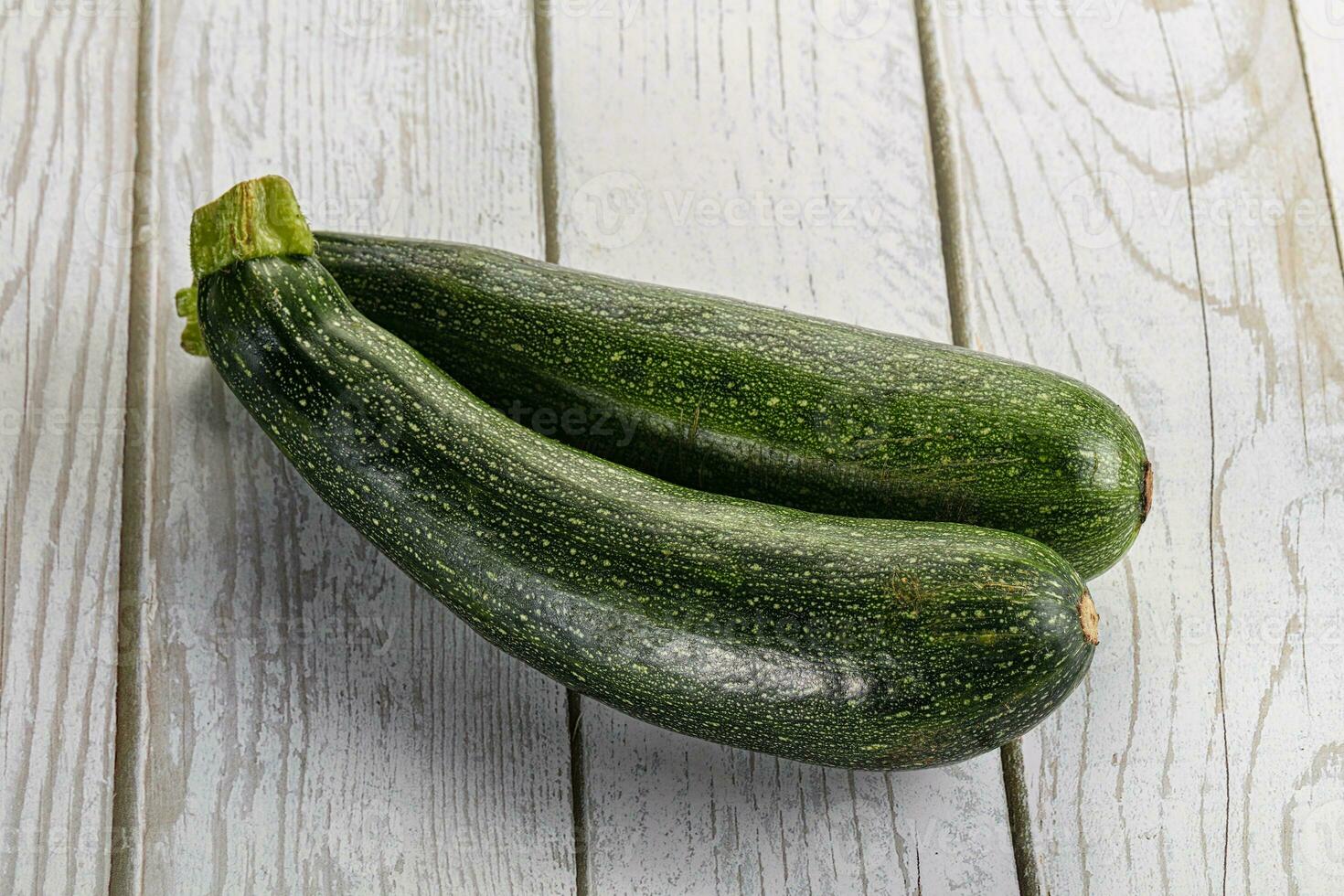 brut Jeune petit vert Zucchini photo