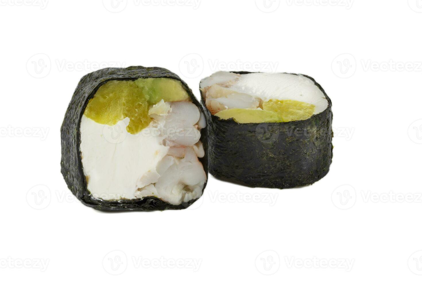 Sushi fermer isolé sur blanc Contexte. nori algue Sushi avec