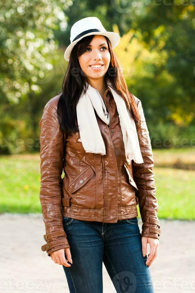 magnifique Jeune femme je parc photo