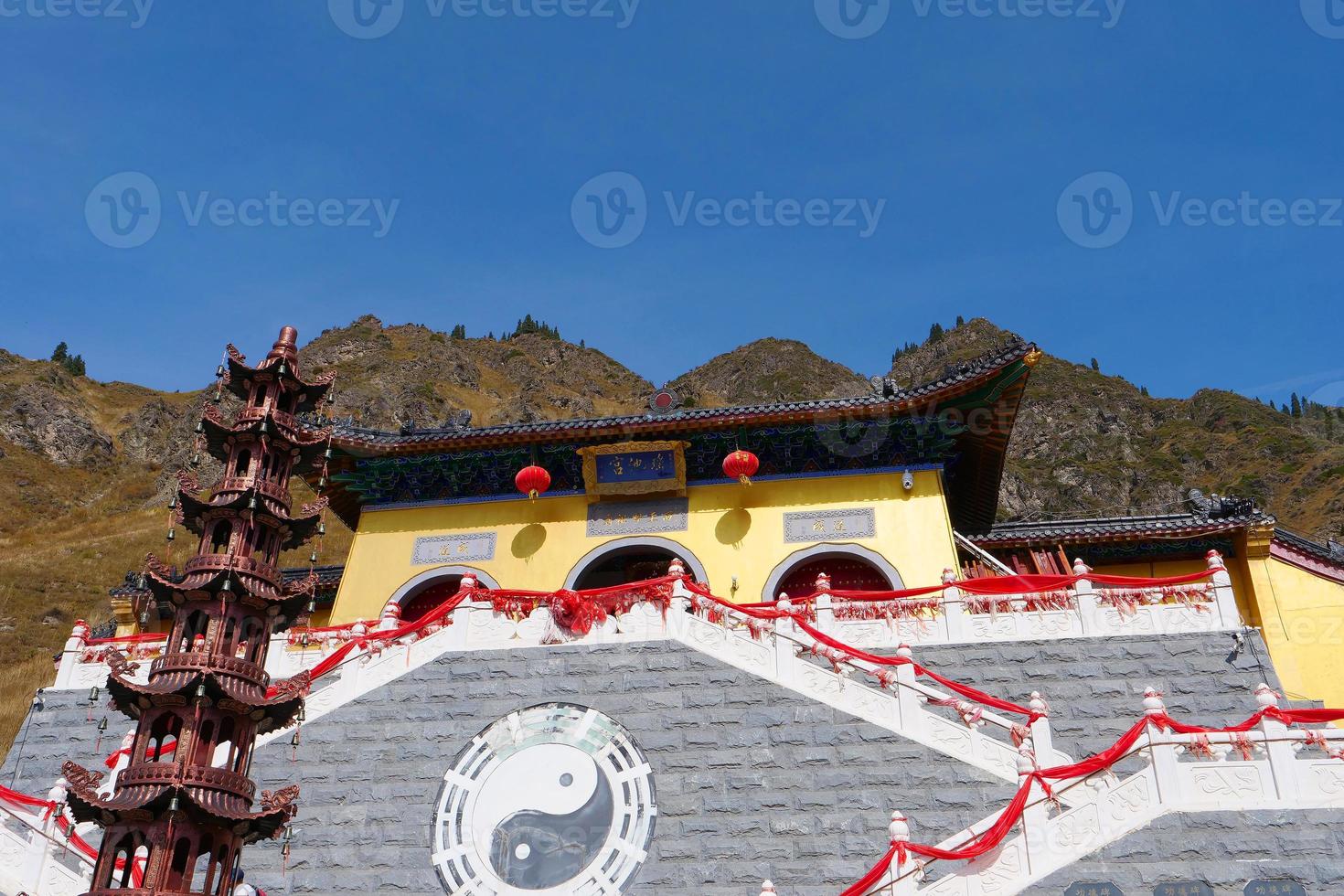 temple taoïste de la reine mère céleste au xinjiang en chine. photo