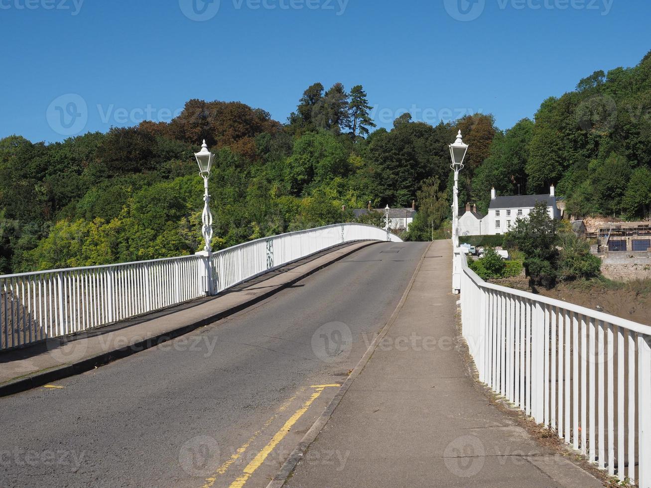 Vieux pont en wye à Chepstow photo