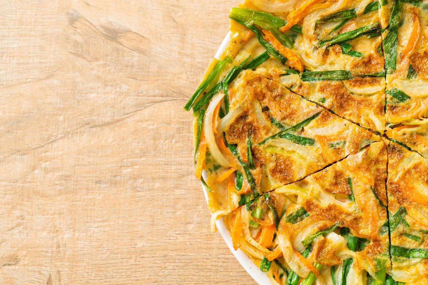 pajeon ou crêpe coréenne ou pizza coréenne photo