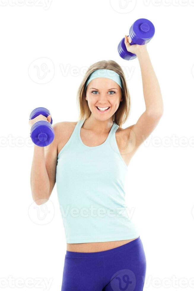 sportif femme exercice avec poids photo