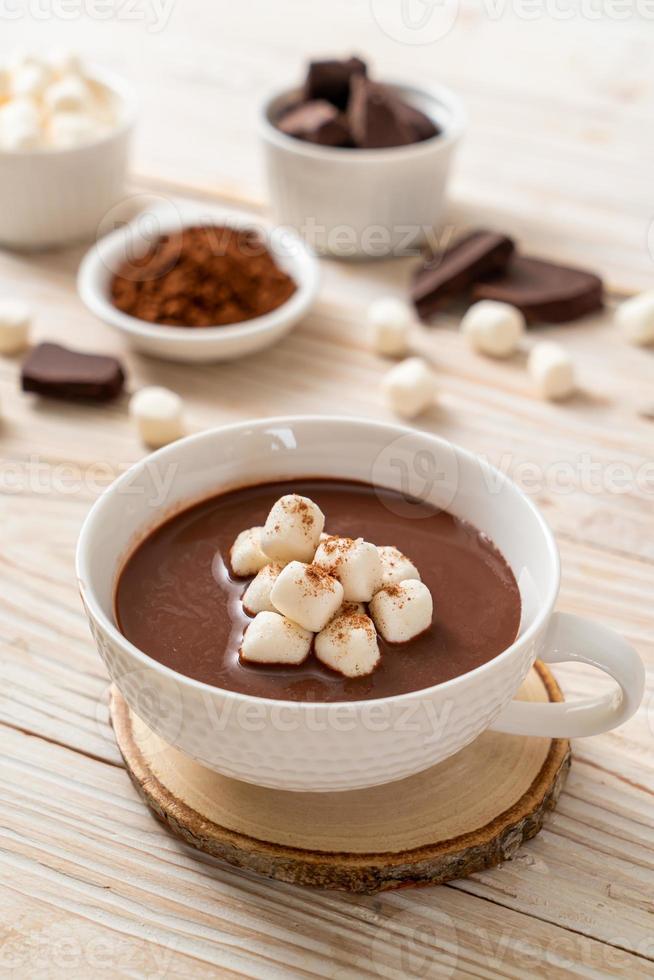 chocolat chaud aux guimauves photo