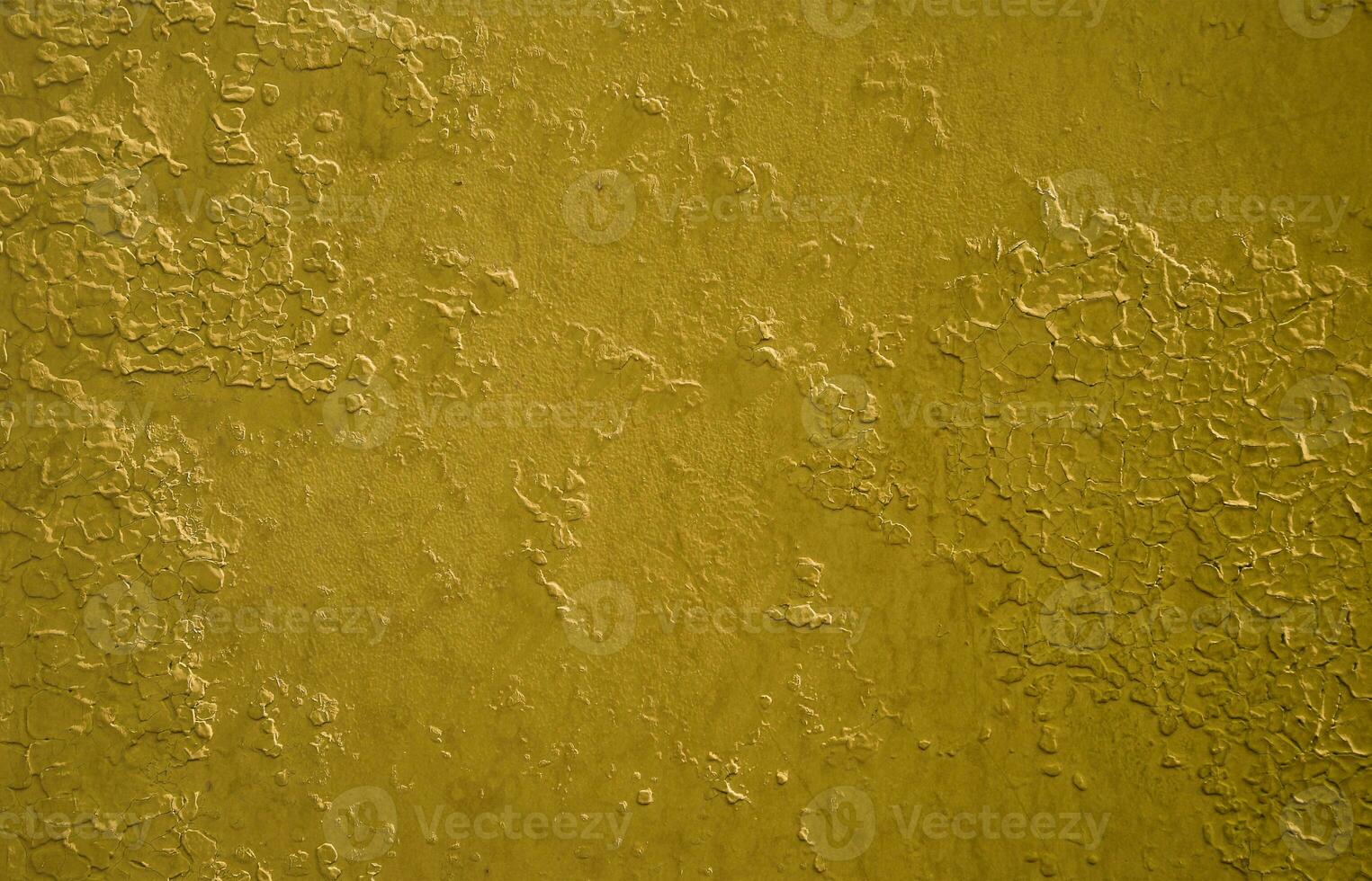 texture d'un mur métallique avec un vieux revêtement de peinture qui se gâte sous l'influence du temps et des intempéries photo