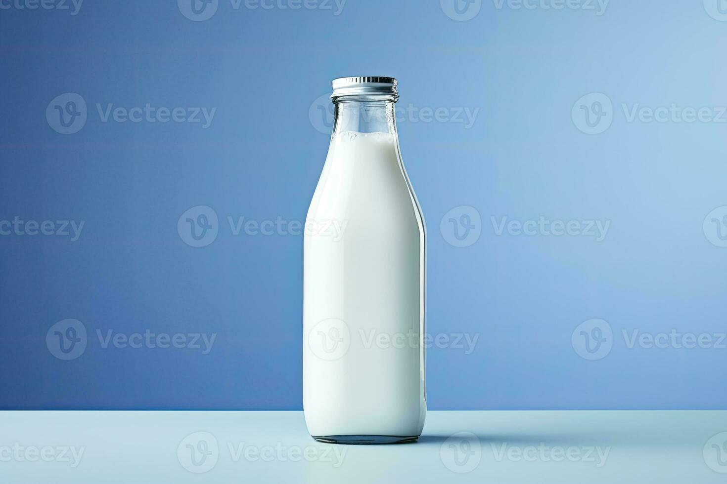 ai généré une verre bouteille avec plein Lait sur bleu Contexte. ai généré photo