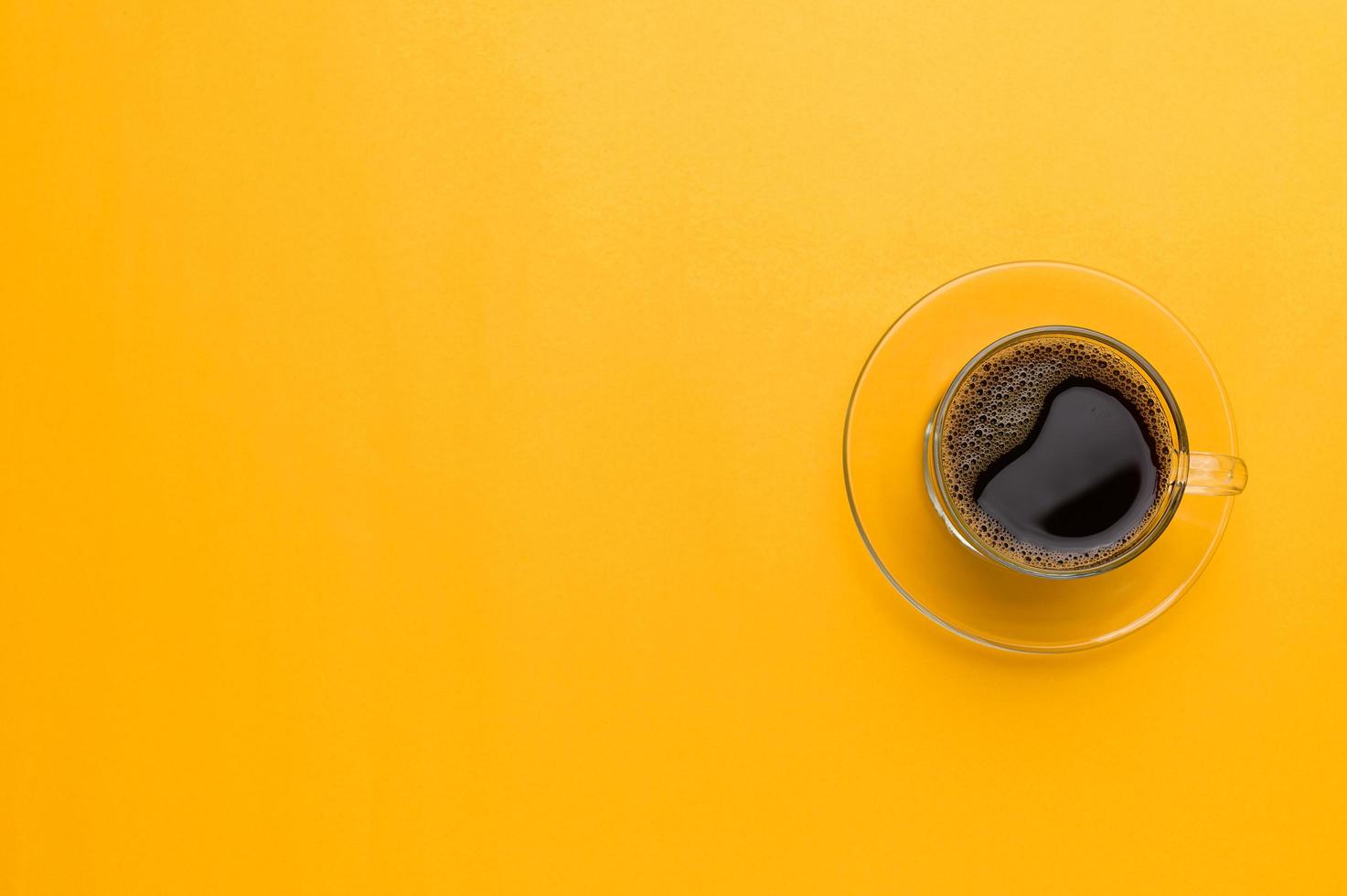 aime boire du café pour augmenter l'énergie photo