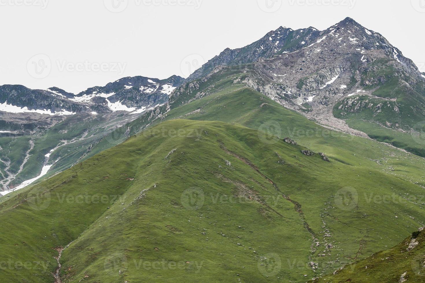 batcondi kumrat valley beau paysage montagnes vue photo