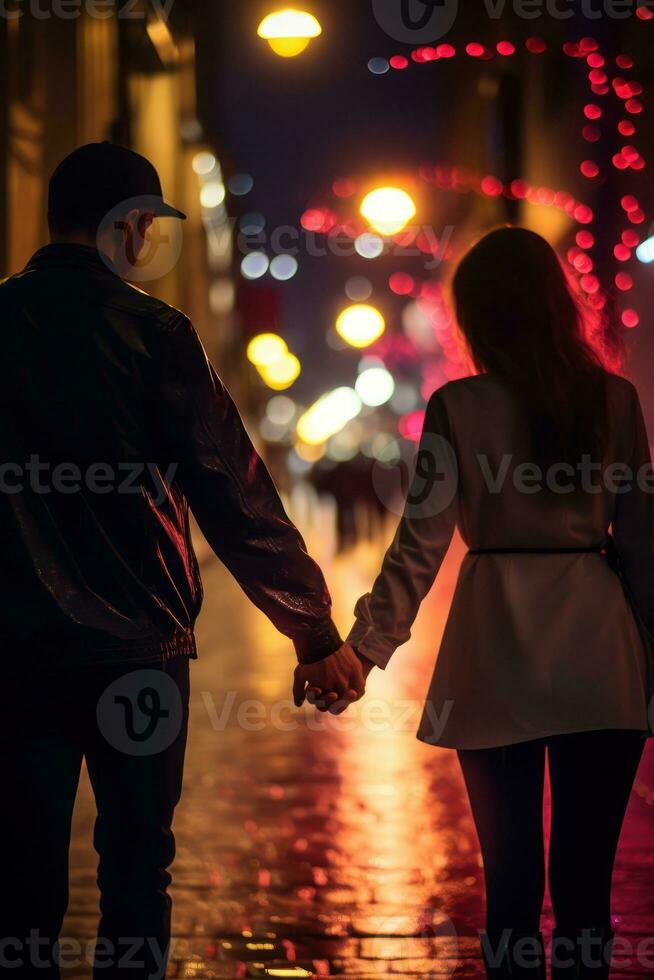ai généré romantique couple en portant mains dans ville nuit lumières photo