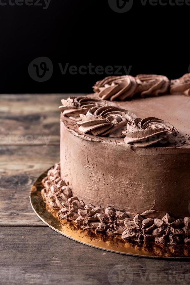 part de gâteau aux truffes au chocolat photo