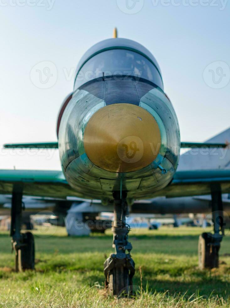 ancien militaire reconnaissance avion à le aéroport photo