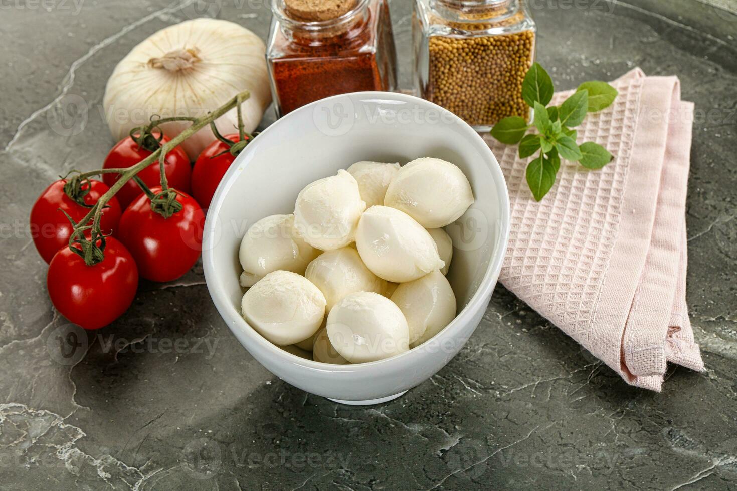 mini Mozarella fromage capsules tas photo