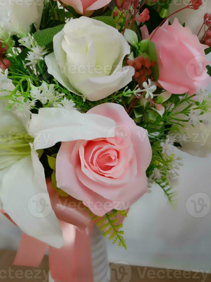 des roses fleur épanouissement beauté la nature et doux brouiller photo