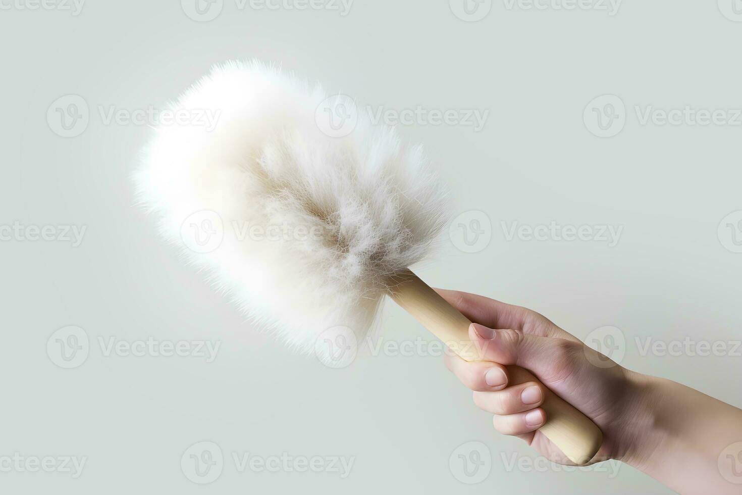 ai généré brosse pour nettoyage poussière dans femelle main. ai généré photo