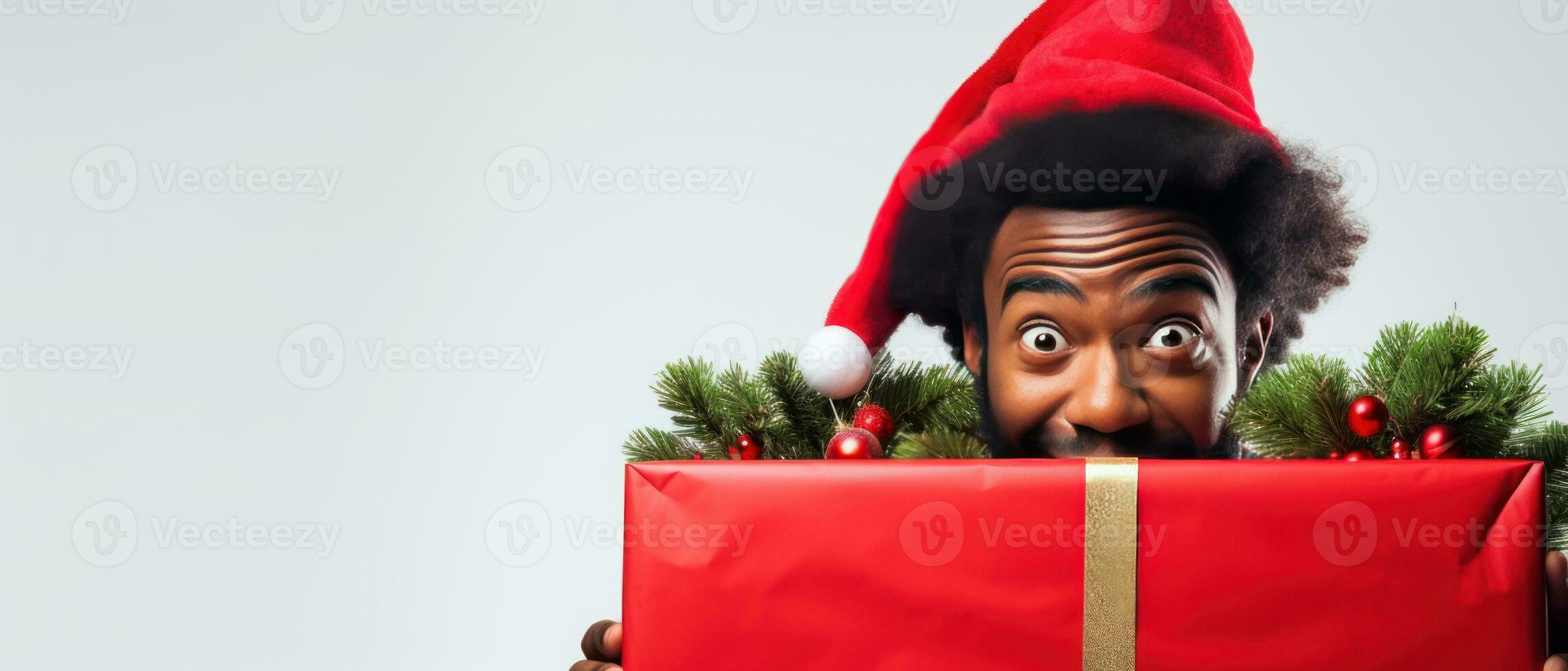 ai généré de fête ambiance capturé avec une souriant homme dans Père Noël chapeau à côté de une vibrant Noël arbre. ai génératif. photo