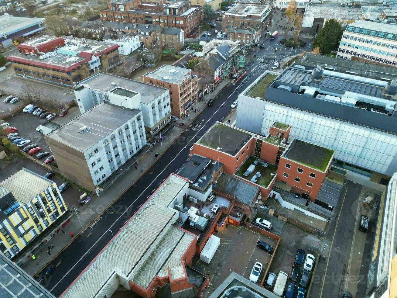 magnifique haute angle vue de central luton ville de Angleterre Royaume-Uni. décembre 1er, 2023 photo