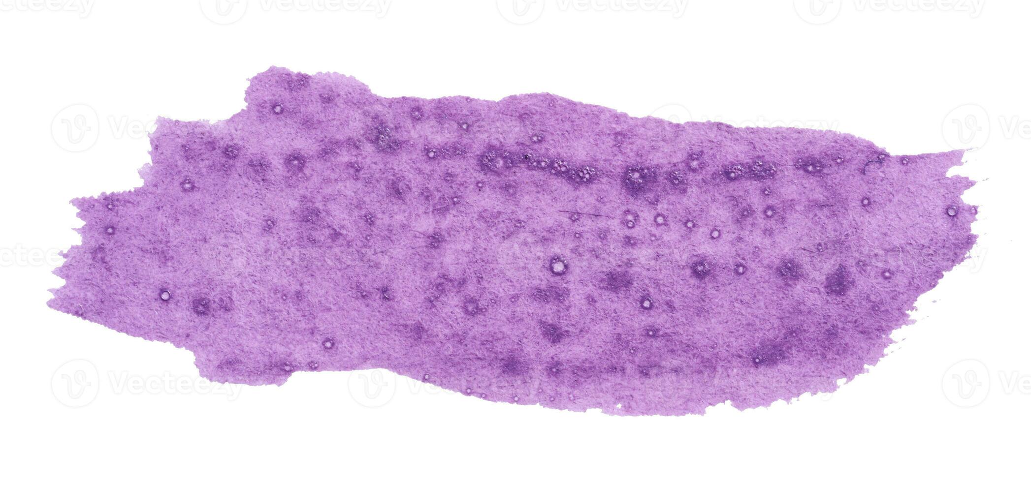 aquarelle brosse accident vasculaire cérébral de violet peindre sur une blanc isolé Contexte photo