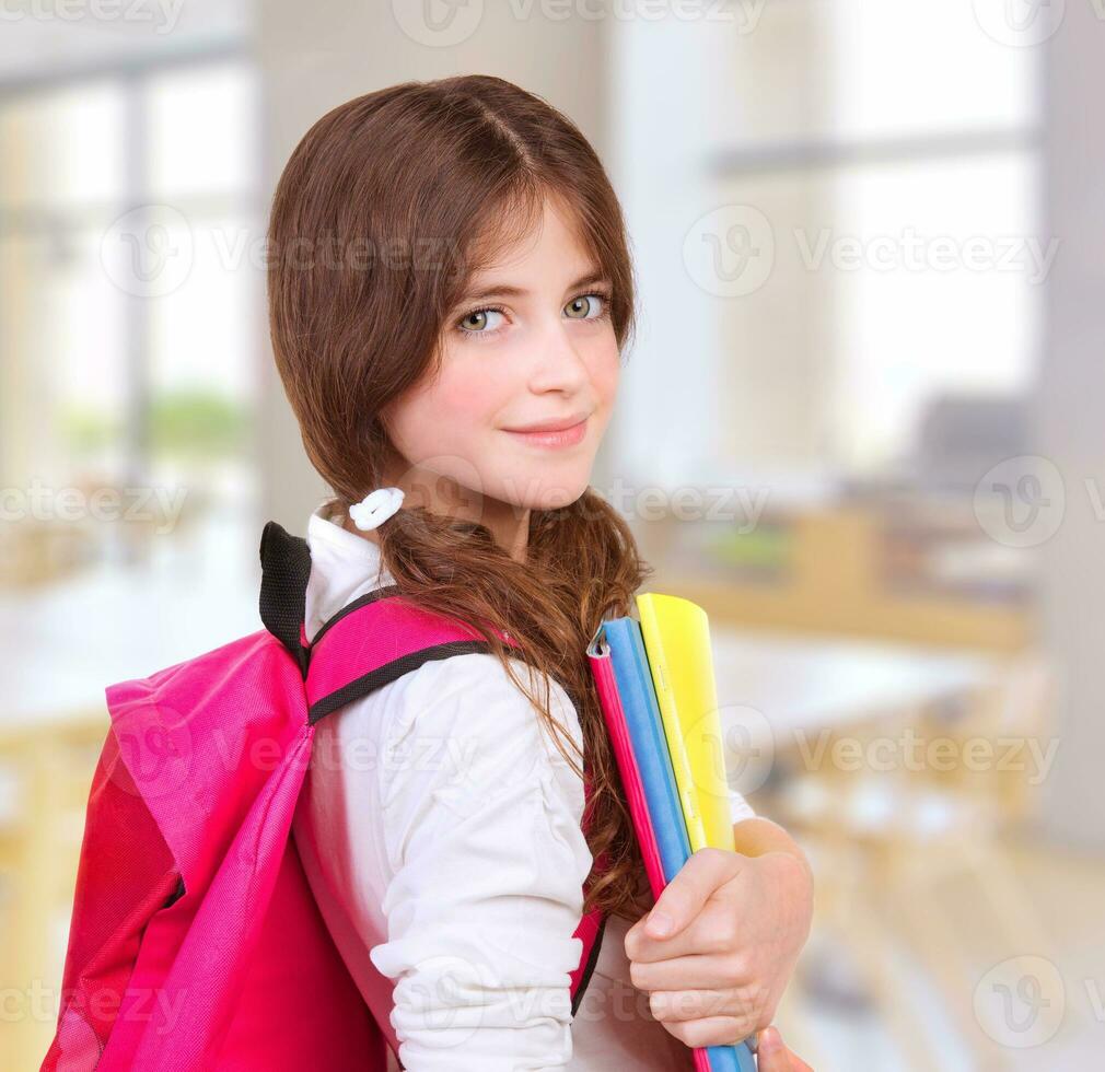 mignonne fille à école photo