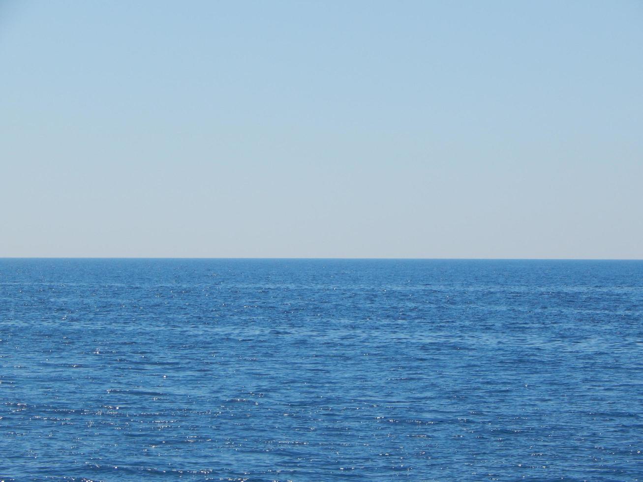 la texture de l'eau de la mer Egée photo