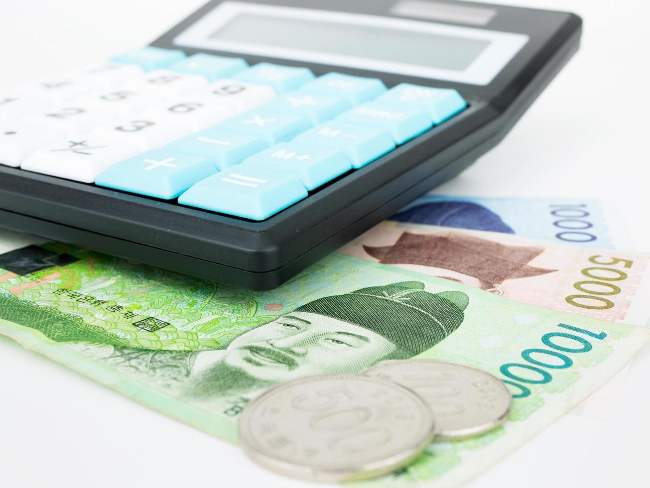 la corée du sud a gagné la monnaie des billets de banque macro avec calculatrice, argent coréen photo