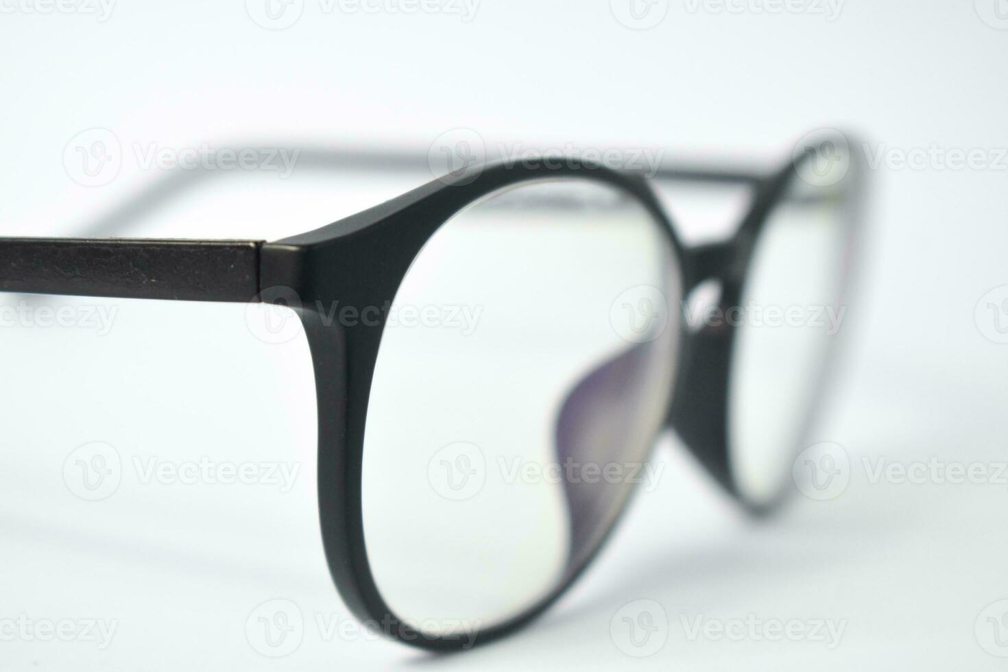 noir Cadre lunettes unisexe isolé sur blanc Contexte photo