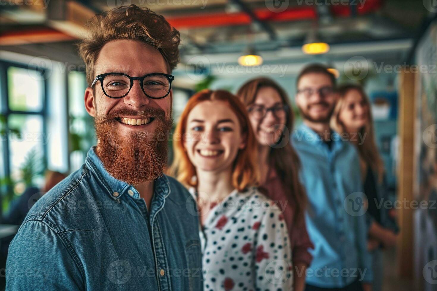 ai généré groupe de affaires gens ayant une réunion à Créatif Bureau photo