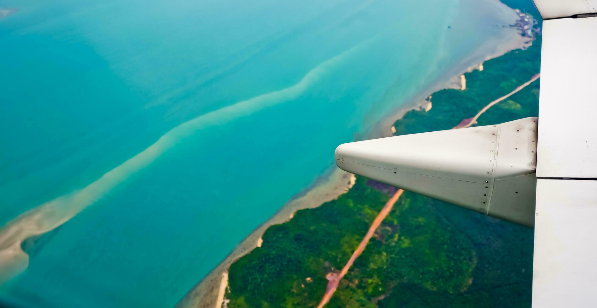 aérien vue de le séries de îles dans batame, riau îles photo