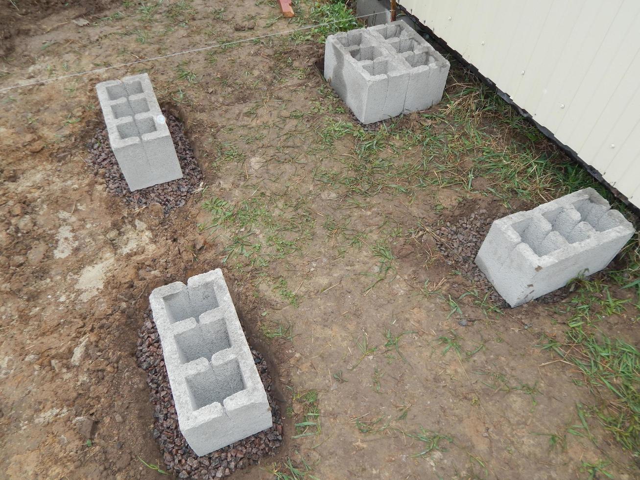 bétonnage des blocs de fondation, cendre, travaux de béton photo