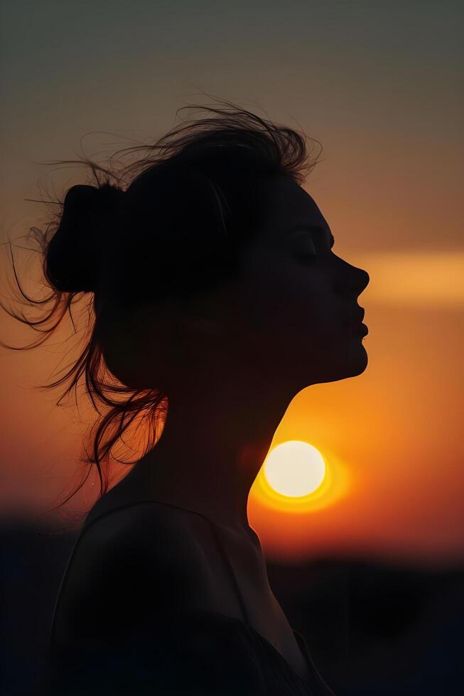 ai généré côtier félicité femme florissant par le bord de mer dans une vivre et la nature bannière photo