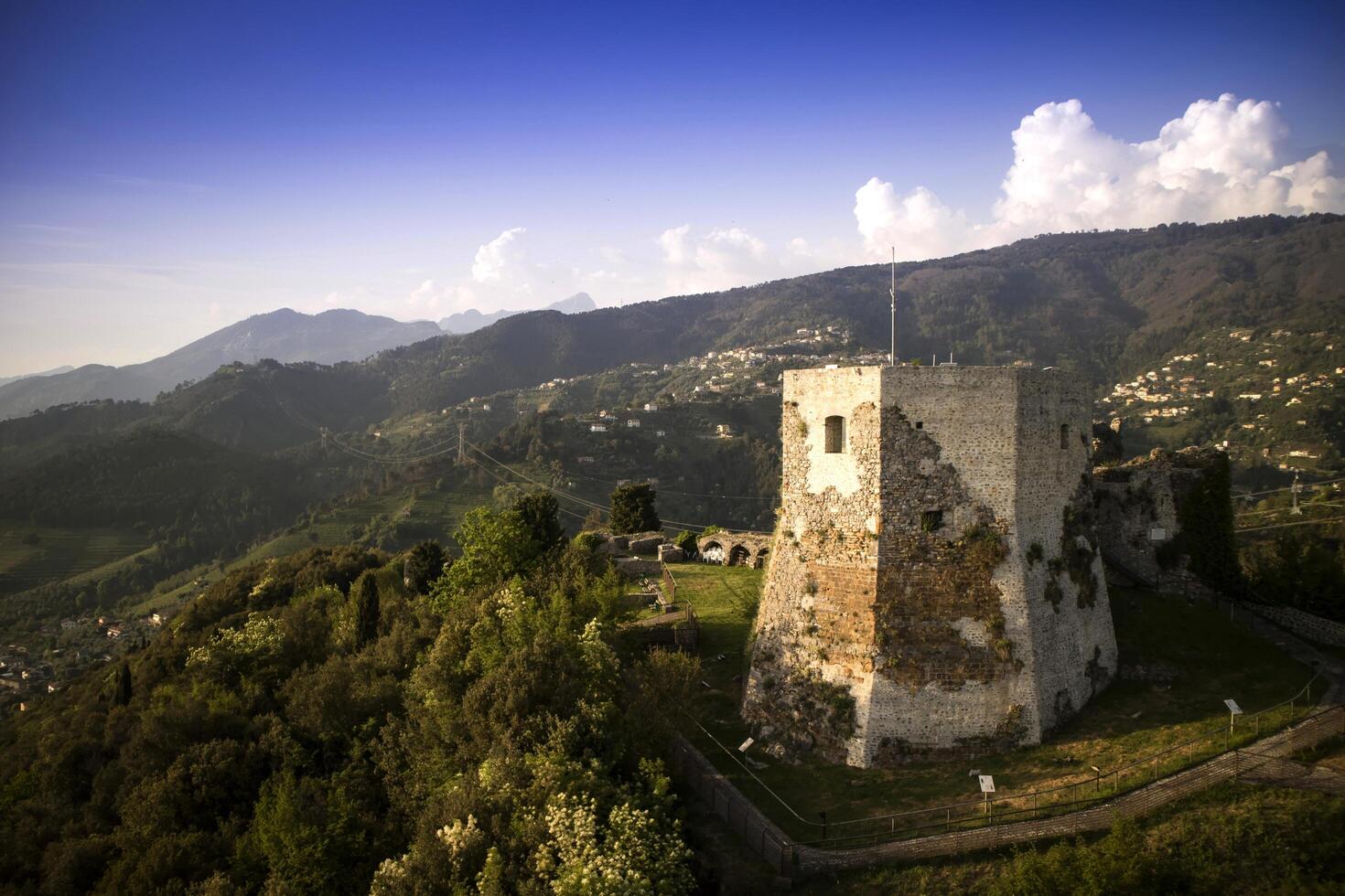 petit Château de aghinolfi photo