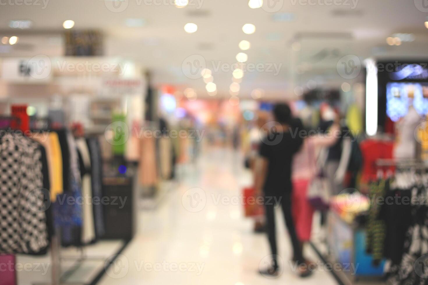 floue déconcentré achats centre commercial boutique Contexte. photo