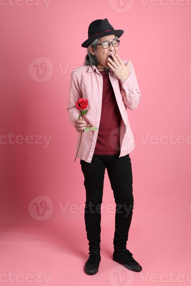 homme en rose photo