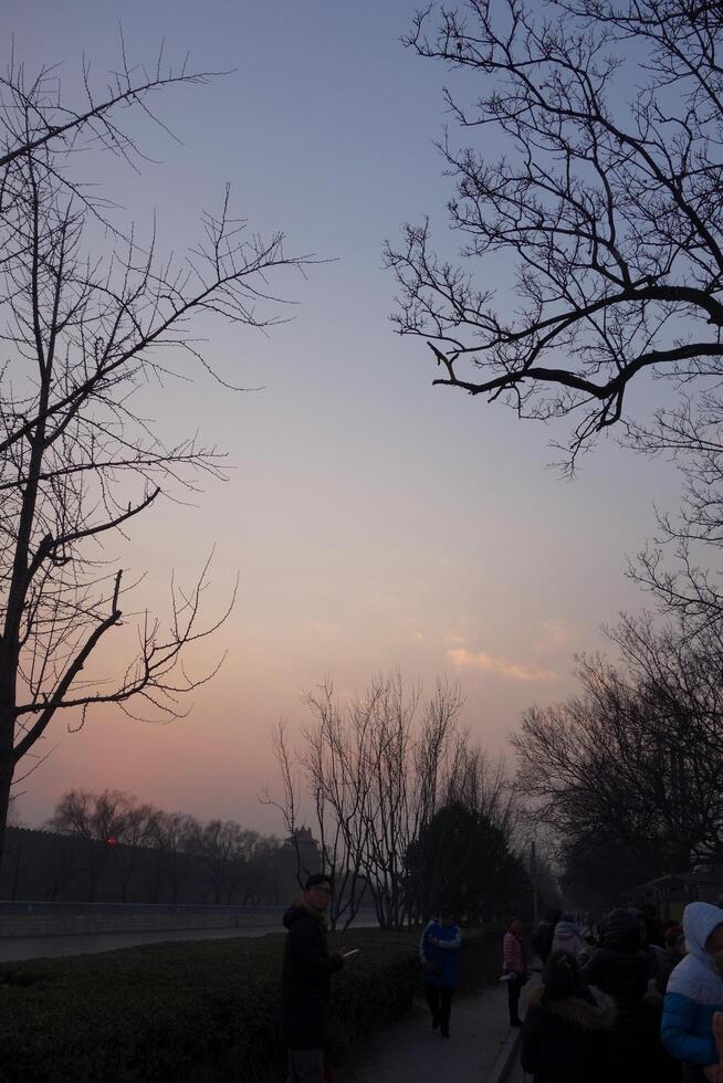 le coucher du soleil vue de Pékin dans l'hiver. photo