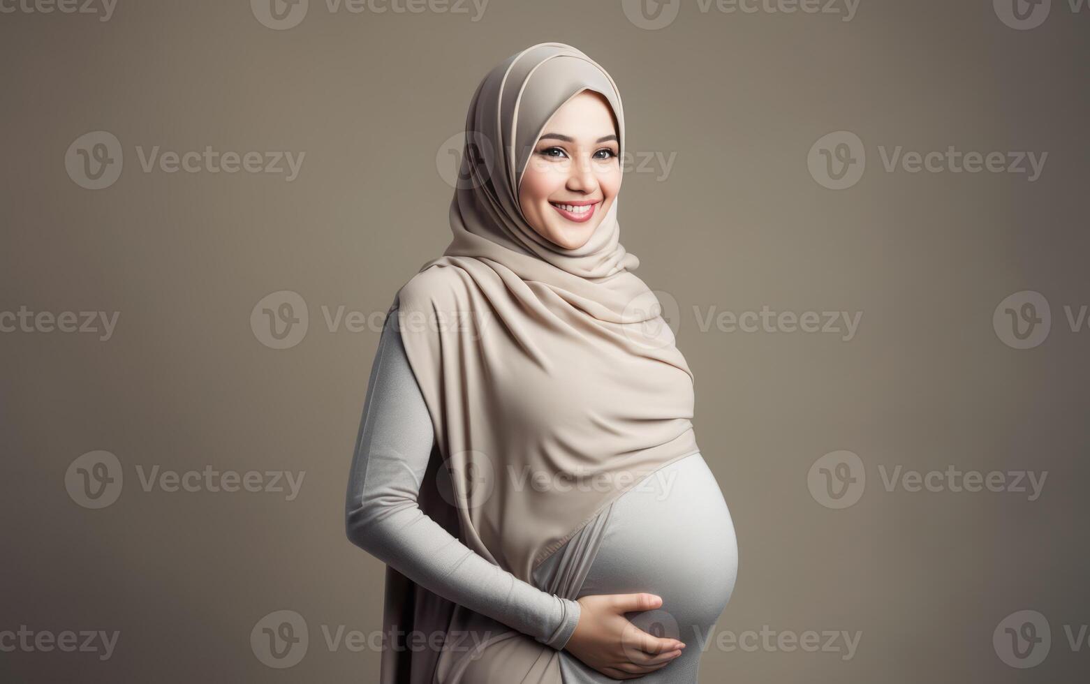 ai généré content Enceinte musulman femme émouvant sa ventre photo