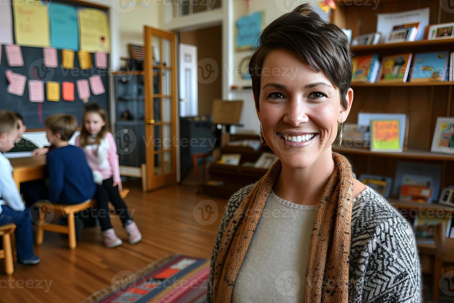 ai généré content femelle prof souriant à caméra avec élémentaire école élèves apprentissage dans salle de cours photo