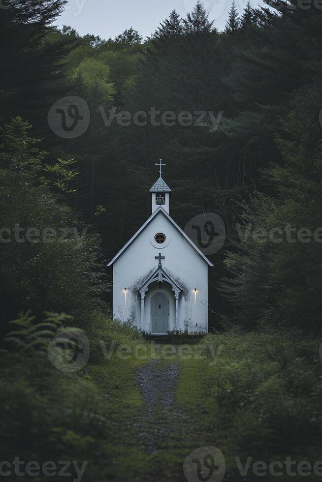 ai généré petit blanc église avec une gris toit, situé à le bord de une dense, foncé forêt ai généré photo