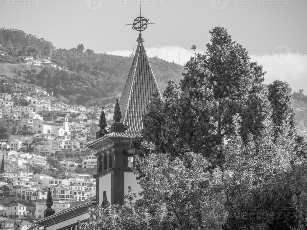 le ville de Funchal sur Madère île photo