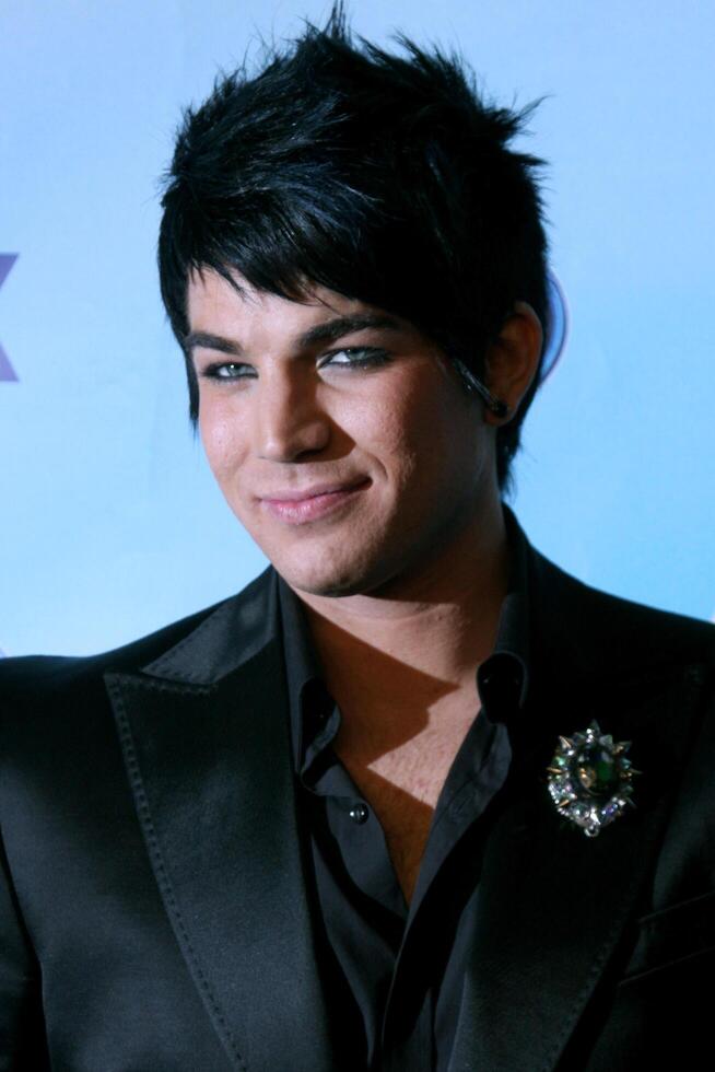 Adam lambert dans le presse pièce à le américain idole saison 8 final à le nokia théâtre dans los anges, Californie sur mai 20, 2009 2009 photo