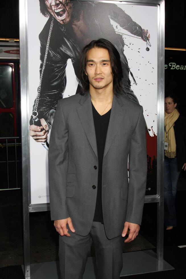 Karl yune en arrivant à le première de avertisseur frères. ninja assassin de Grauman chinois théâtre los anges, Californie novembre 19, 2009 photo