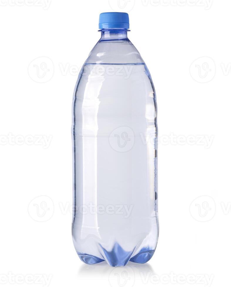 bouteille d'eau isolée photo