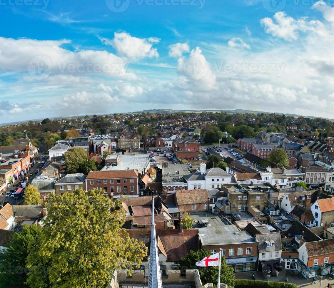 aérien panoramique vue de central hitchin ville de Angleterre uni Royaume. octobre 28, 2023 photo