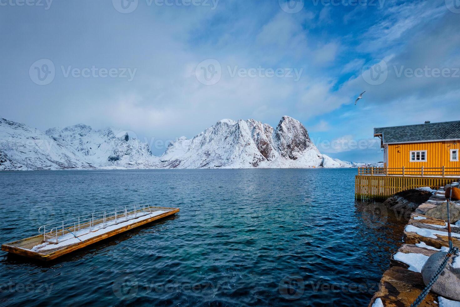 sakrisoy pêche village sur lofoten îles, Norvège photo