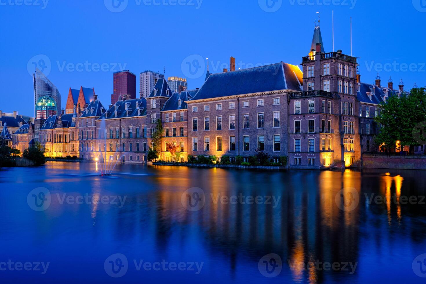 hofvijver Lac et binnenhof , le hague photo