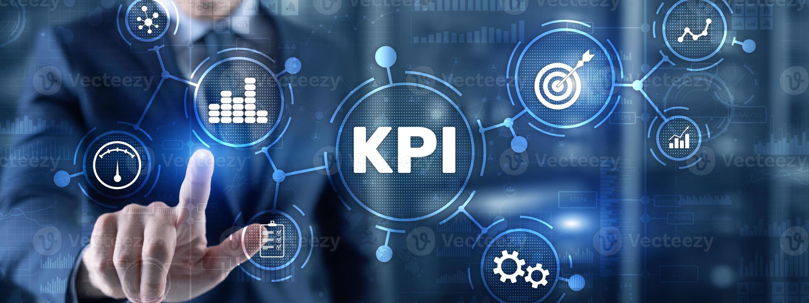 indicateur de performance clé kpi concept de technologie internet d'entreprise sur écran virtuel photo