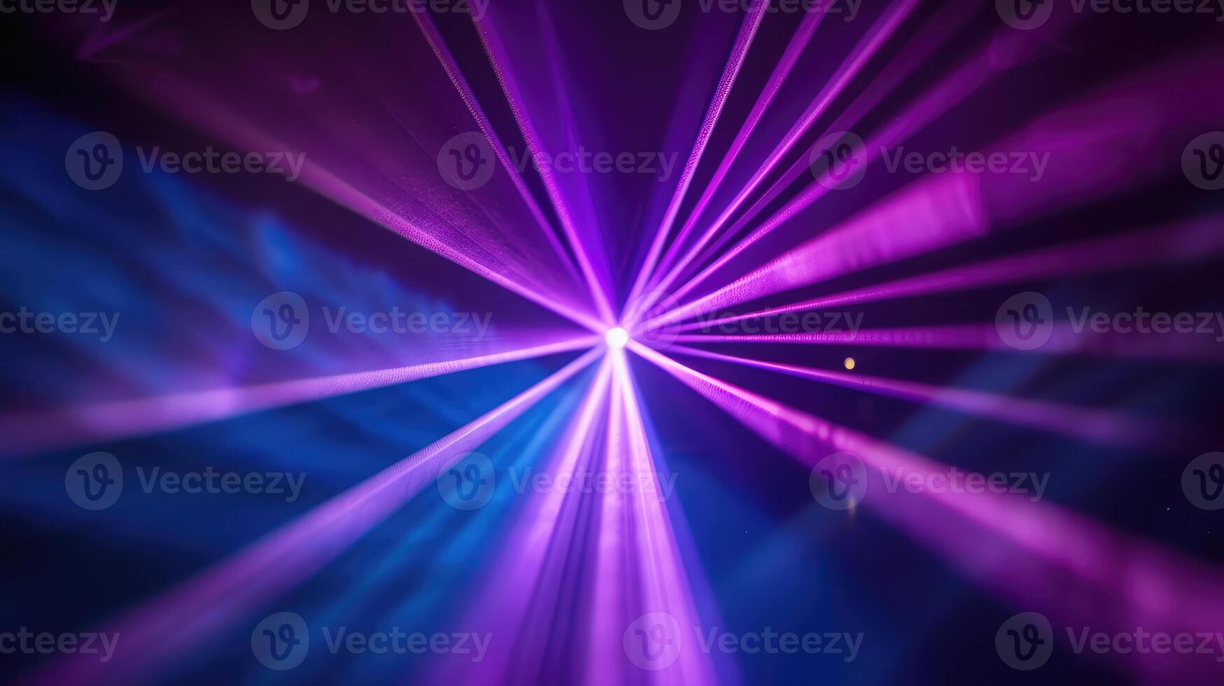 ai généré bleu et violet poutres de brillant laser lumière brillant sur noir Contexte photo