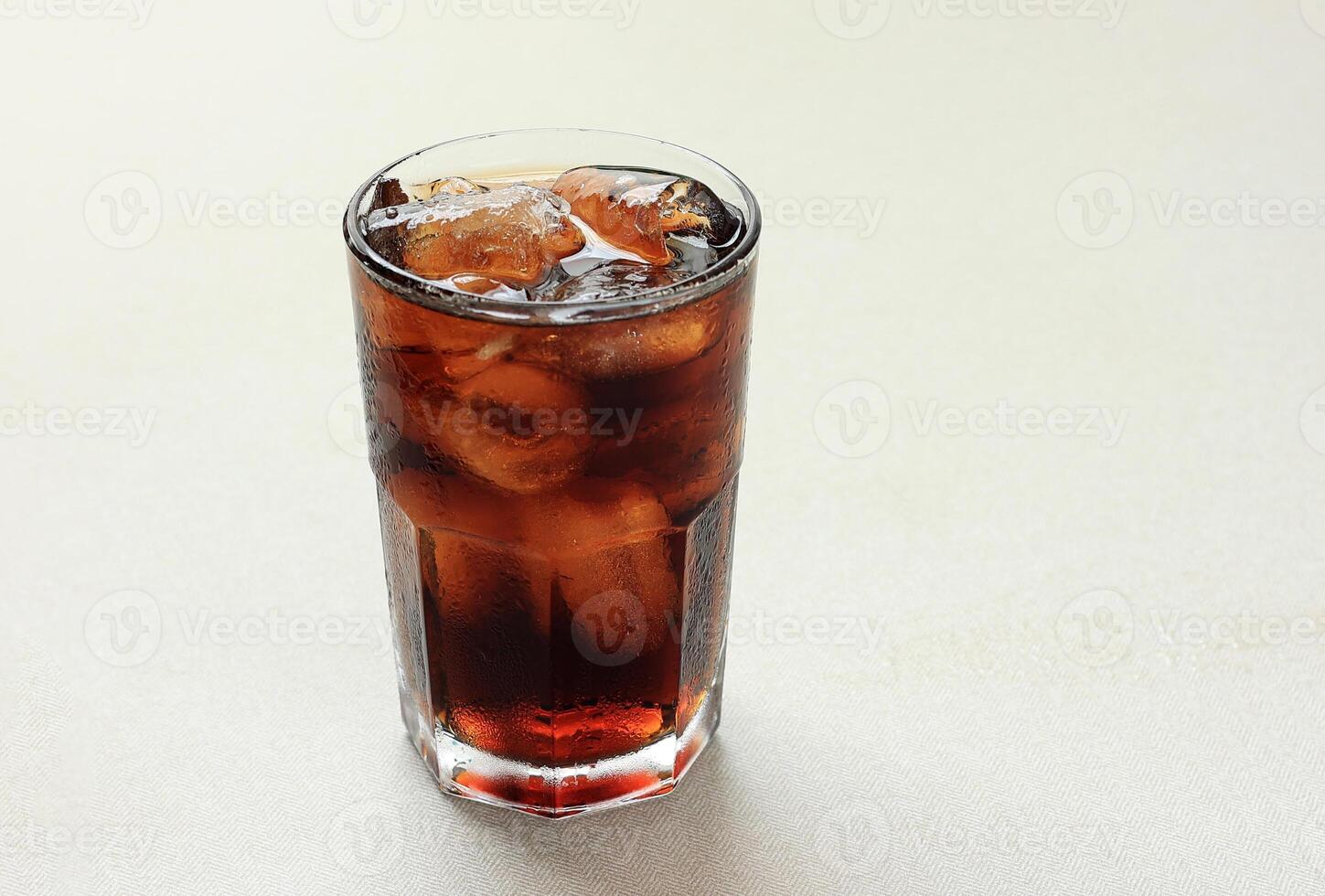 glacé Cola dans une verre photo