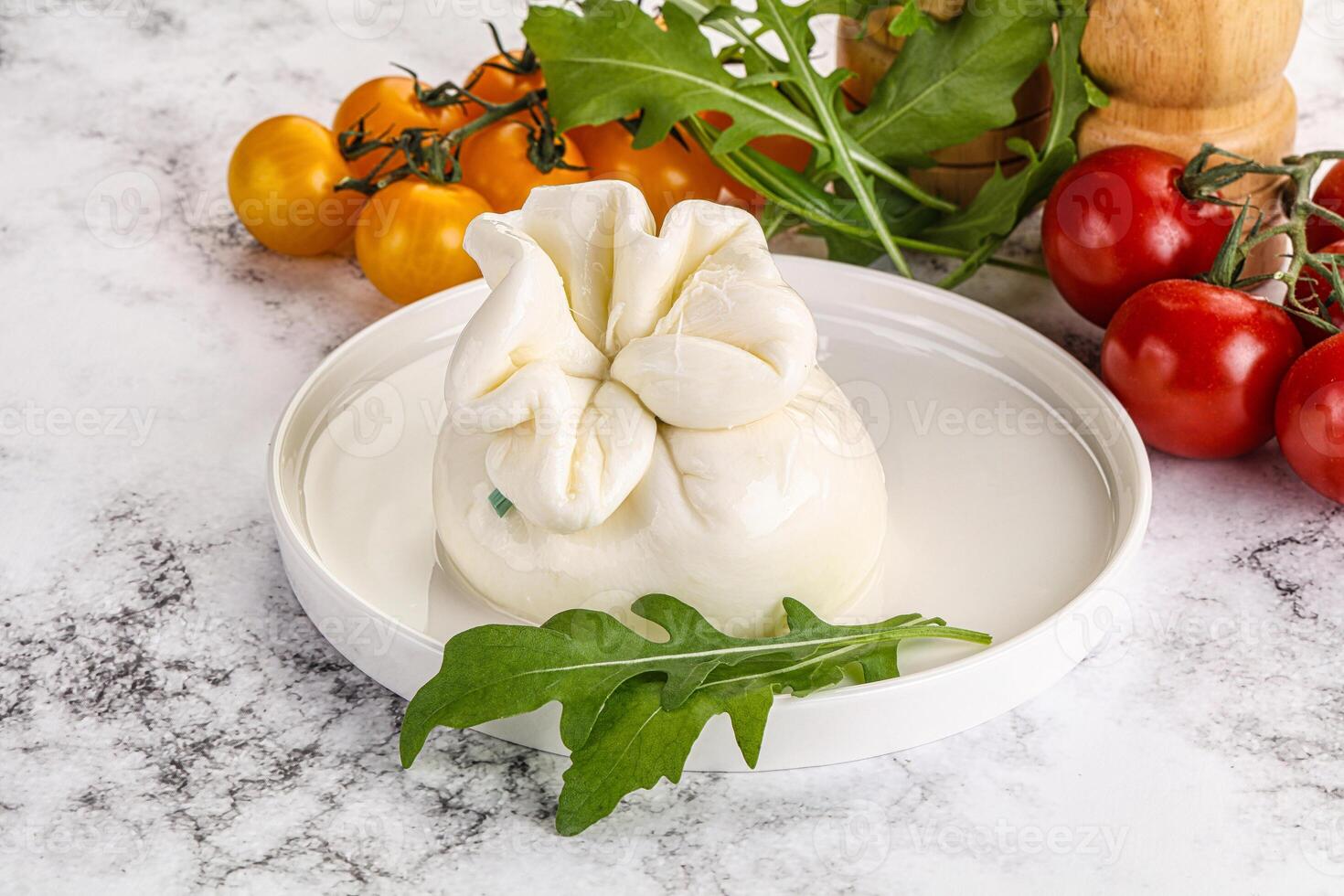 crémeux italien traditionnel burrata fromage photo