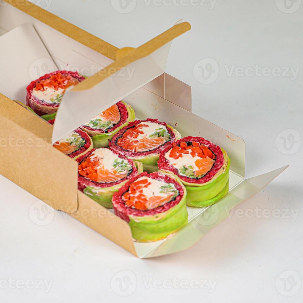 assorti nourriture articles emballé dans une boîte photo
